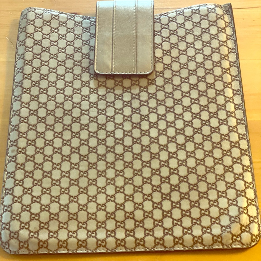 Gucci iPad/tablet case